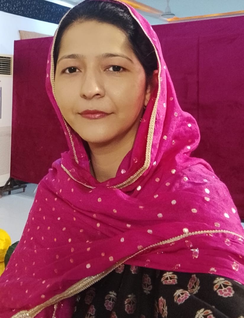 Dr. Amna Ali